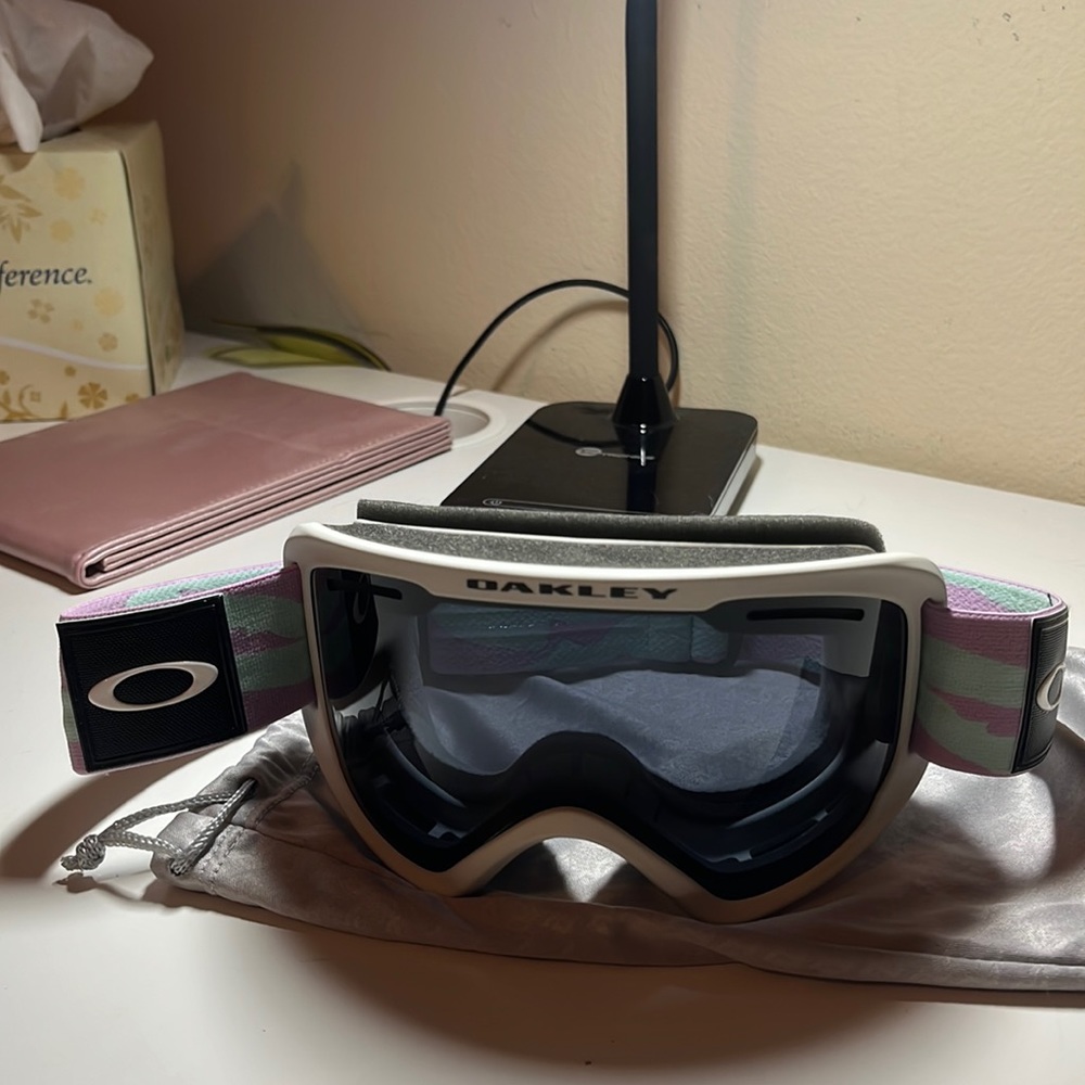 Oakley Snow Goggle for Women